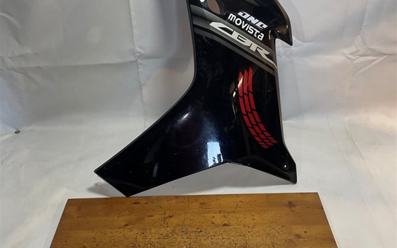 Honda CBR 600 ABS PC41 Seitenverkleidung links Verkleidung vorne - Bild 1 Honda CBR 600 ABS PC41 Seitenverkleidung links Verkleidung vorne - Bild 1