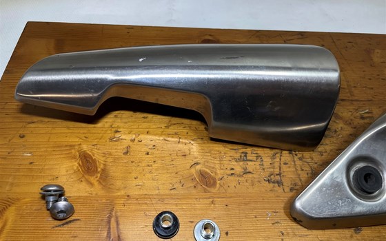 Honda CBR 600 ABS PC41 Auspuffblende Verkleidung Auspuff - Bild 3 Honda CBR 600 ABS PC41 Auspuffblende Verkleidung Auspuff - Bild 3