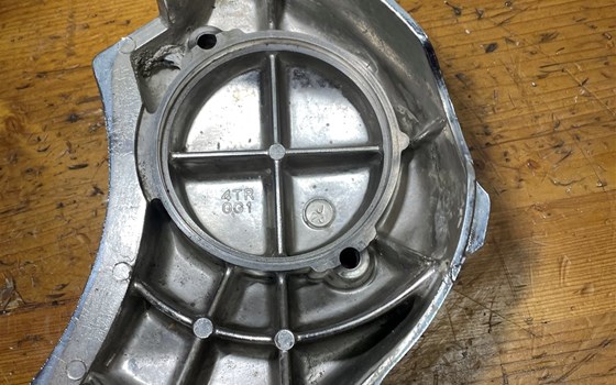 Yamaha XVS 650 Dragstar 4VR Ritzelabdeckung Deckel Motor - Bild 7