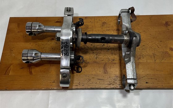 Yamaha XVS 650 Dragstar 4VR Gabelbrücke oben unten - Bild 1