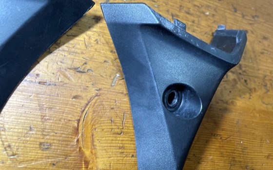 Honda CBR 600 ABS PC41 Verkleidung Windschild Innenverkleidung - Bild 4 Honda CBR 600 ABS PC41 Verkleidung Windschild Innenverkleidung - Bild 4