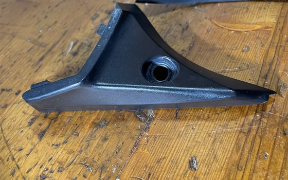 Honda CBR 600 ABS PC41 Verkleidung Windschild Innenverkleidung - Bild 7 Honda CBR 600 ABS PC41 Verkleidung Windschild Innenverkleidung - Bild 7