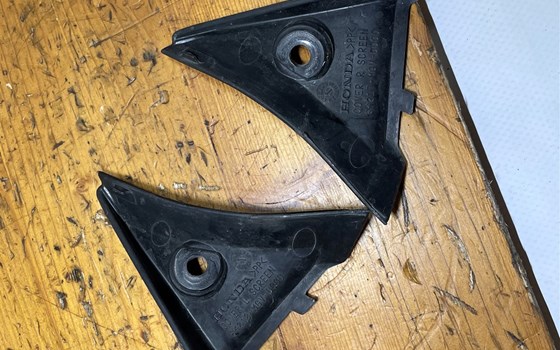 Honda CBR 600 ABS PC41 Verkleidung Windschild Innenverkleidung - Bild 8 Honda CBR 600 ABS PC41 Verkleidung Windschild Innenverkleidung - Bild 8