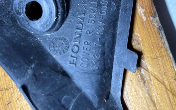 Honda CBR 600 ABS PC41 Verkleidung Windschild Innenverkleidung - Bild 9 Honda CBR 600 ABS PC41 Verkleidung Windschild Innenverkleidung - Bild 9