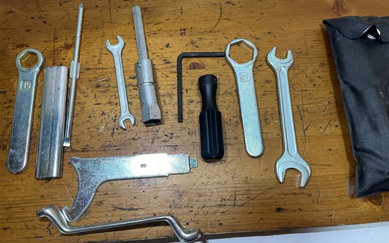 Honda CBR 600 ABS PC41 Bordwerkzeug Werkzeug - Bild 3