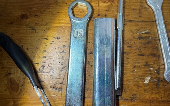 Honda CBR 600 ABS PC41 Bordwerkzeug Werkzeug - Bild 6