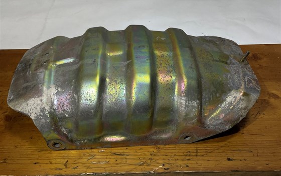 Yamaha XVS 650 Dragstar 4VR Kotflügelblech hinten Halterung - Bild 4