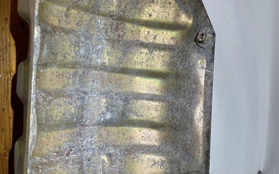 Yamaha XVS 650 Dragstar 4VR Kotflügelblech hinten Halterung - Bild 7