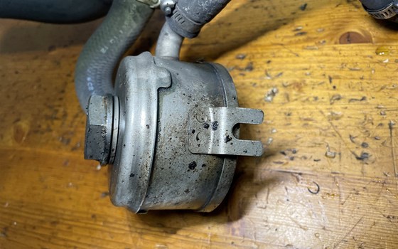 Honda CBR 600 ABS PC41 Wärmetauscher - Bild 5