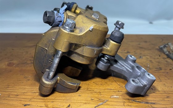 Honda CBR 600 ABS PC41 Bremssattel vorne rechts Bremszange - Bild 6