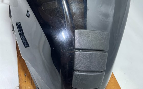 Honda CBR 600 ABS PC41 Tank - Bild 13 Honda CBR 600 ABS PC41 Tank - Bild 13