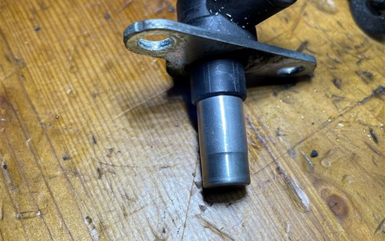 Honda CBR 600 ABS PC41 ABS Sensor vorne - Bild 4