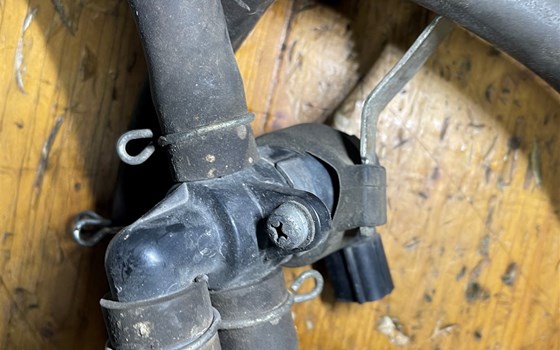 Honda CBR 600 ABS PC41 Sekundärluftventil Ventil - Bild 4 Honda CBR 600 ABS PC41 Sekundärluftventil Ventil - Bild 4