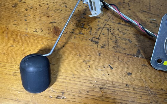 Honda CBR 600 ABS PC41 Tankschwimmer Tankgeber - Bild 9