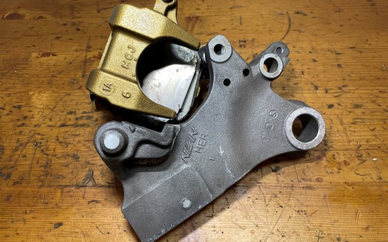 Honda CBR 600 ABS PC41 Bremssattel hinten Bremszange - Bild 7