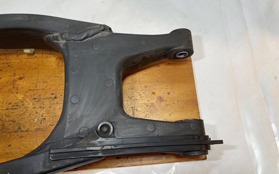 Honda CBR 600 ABS PC41 Schwinge - Bild 11