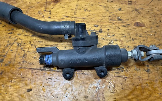 Honda CBR 600 ABS PC41 Bremshebel hinten Bremspumpe - Bild 3