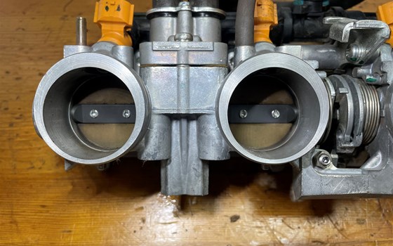 Honda CBR 600 ABS PC41 Einspritzanlage Dresselklappe Düse - Bild 2