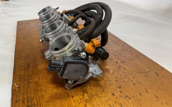 Honda CBR 600 ABS PC41 Einspritzanlage Dresselklappe Düse - Bild 5