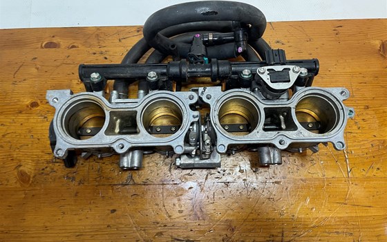 Honda CBR 600 ABS PC41 Einspritzanlage Dresselklappe Düse - Bild 8