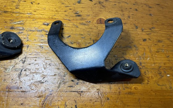 Honda CBR 600 ABS PC41 Verkleidungshalterung Halterungen - Bild 2 Honda CBR 600 ABS PC41 Verkleidungshalterung Halterungen - Bild 2