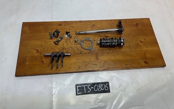 Honda CBR 600 ABS PC41 Schaltung Schaltwelle Schalttrommel Klauen - Bild 1 Honda CBR 600 ABS PC41 Schaltung Schaltwelle Schalttrommel Klauen - Bild 1