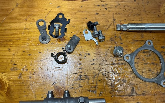 Honda CBR 600 ABS PC41 Schaltung Schaltwelle Schalttrommel Klauen - Bild 2 Honda CBR 600 ABS PC41 Schaltung Schaltwelle Schalttrommel Klauen - Bild 2