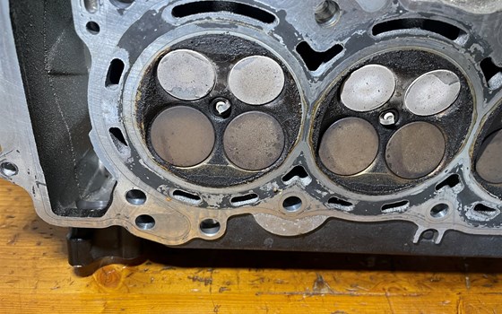 Honda CBR 600 ABS PC41 Zylinderkopf - Bild 16 Honda CBR 600 ABS PC41 Zylinderkopf - Bild 16