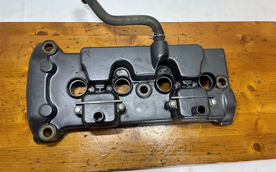 Honda CBR 600 ABS PC41 Ventildeckel Zylinderkopfhaube - Bild 3 Honda CBR 600 ABS PC41 Ventildeckel Zylinderkopfhaube - Bild 3