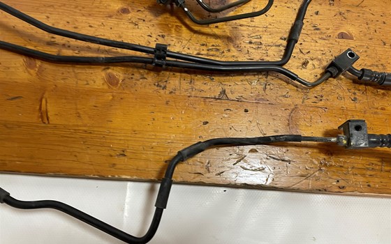 Honda CBR 600 ABS PC41 Bremsleitungen vorne hinten - Bild 5 Honda CBR 600 ABS PC41 Bremsleitungen vorne hinten - Bild 5