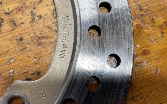 Honda CBR 600 ABS PC41 Bremsscheibe hinten - Bild 4 Honda CBR 600 ABS PC41 Bremsscheibe hinten - Bild 4