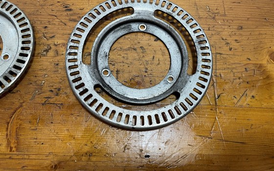 Honda CBR 600 ABS PC41 Bremsscheibe hinten - Bild 8 Honda CBR 600 ABS PC41 Bremsscheibe hinten - Bild 8