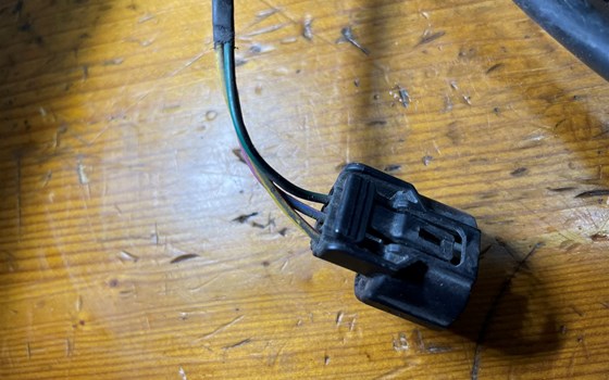 Honda CBR 600 ABS PC41 Kabelbaum Öldruckschalter Kabel - Bild 3 Honda CBR 600 ABS PC41 Kabelbaum Öldruckschalter Kabel - Bild 3