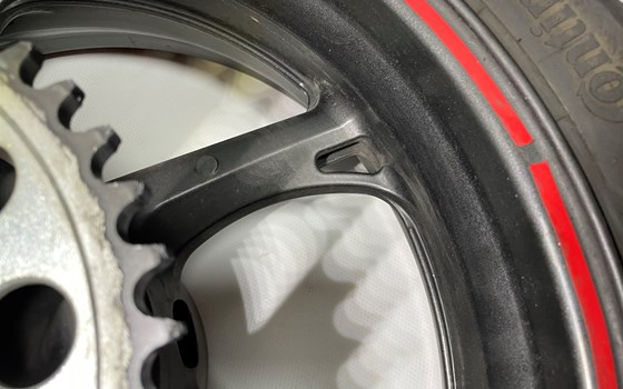 Honda CBR 600 ABS PC41 Hinterrad Felge hinten Achse - Bild 10 Honda CBR 600 ABS PC41 Hinterrad Felge hinten Achse - Bild 10