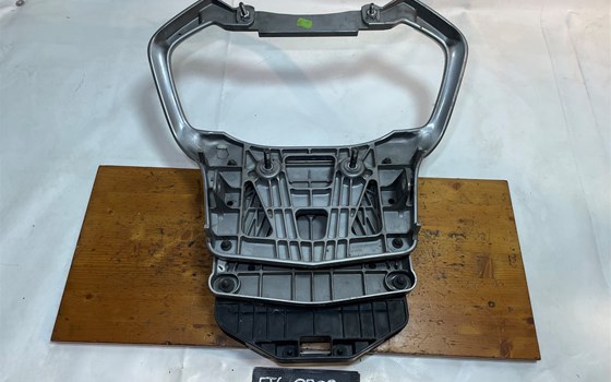 Honda XL 1000 Varadero SD02 Haltegriff Topcasehalterung - Bild 8