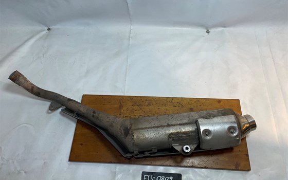 Honda XL 1000 Varadero SD02 Auspuff Endtopf links Abgasanlage - Bild 7 Honda XL 1000 Varadero SD02 Auspuff Endtopf links Abgasanlage - Bild 7