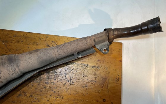 Honda XL 1000 Varadero SD02 Auspuff Endtopf rechts Abgasanlage - Bild 9 Honda XL 1000 Varadero SD02 Auspuff Endtopf rechts Abgasanlage - Bild 9