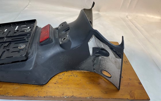 Honda XL 1000 Varadero SD02 Kennzeichenhalterung Spritzschutz - Bild 5 Honda XL 1000 Varadero SD02 Kennzeichenhalterung Spritzschutz - Bild 5