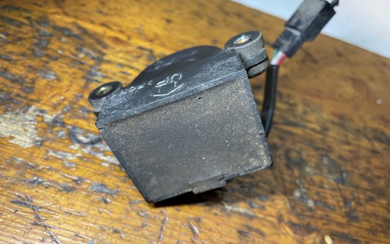 Honda XL 1000 Varadero SD02 Kippsensor Neigungssensor - Bild 4