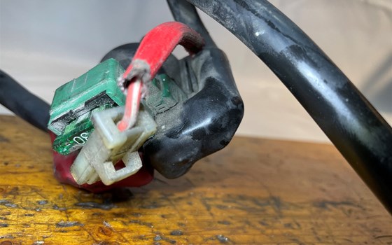 Honda XL 1000 Varadero SD02 Anlasser Relais Starter - Bild 3 Honda XL 1000 Varadero SD02 Anlasser Relais Starter - Bild 3