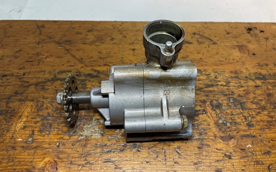 Honda XL 1000 Varadero SD02 Ölpumpe - Bild 2 Honda XL 1000 Varadero SD02 Ölpumpe - Bild 2