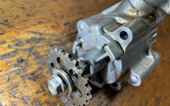 Honda XL 1000 Varadero SD02 Ölpumpe - Bild 3 Honda XL 1000 Varadero SD02 Ölpumpe - Bild 3