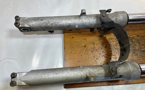 Honda XL 1000 Varadero SD02 Gabel Gabelbrücke oben unten - Bild 12 Honda XL 1000 Varadero SD02 Gabel Gabelbrücke oben unten - Bild 12