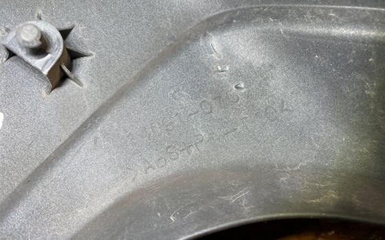 Kawasaki Versys 650 KLE LE650A Verkleidung vorne rechts Innen - Bild 7 Kawasaki Versys 650 KLE LE650A Verkleidung vorne rechts Innen - Bild 7