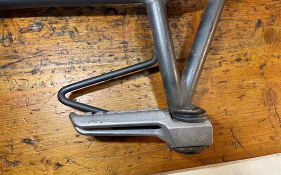 Kawasaki Versys 650 KLE LE650A Soziusfußraster rechts Fußraster - Bild 3 Kawasaki Versys 650 KLE LE650A Soziusfußraster rechts Fußraster - Bild 3