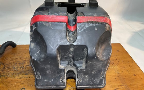 Kawasaki Versys 650 KLE LE650A Luftfilterkasten Airbox - Bild 7