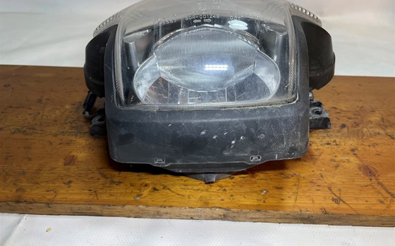 Kawasaki Versys 650 KLE LE650A Scheinwerfer Licht - Bild 3 Kawasaki Versys 650 KLE LE650A Scheinwerfer Licht - Bild 3