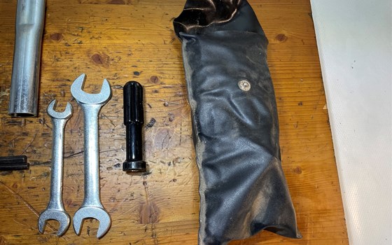 Kawasaki Versys 650 KLE LE650A Bordwerkzeug Werkzeug - Bild 3