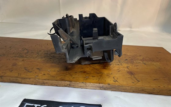 Kawasaki Versys 650 KLE LE650A Batteriekasten - Bild 6