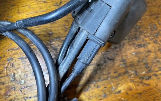 Kawasaki Versys 650 KLE LE650A Schaltereinheit rechts Lenker - Bild 8 Kawasaki Versys 650 KLE LE650A Schaltereinheit rechts Lenker - Bild 8